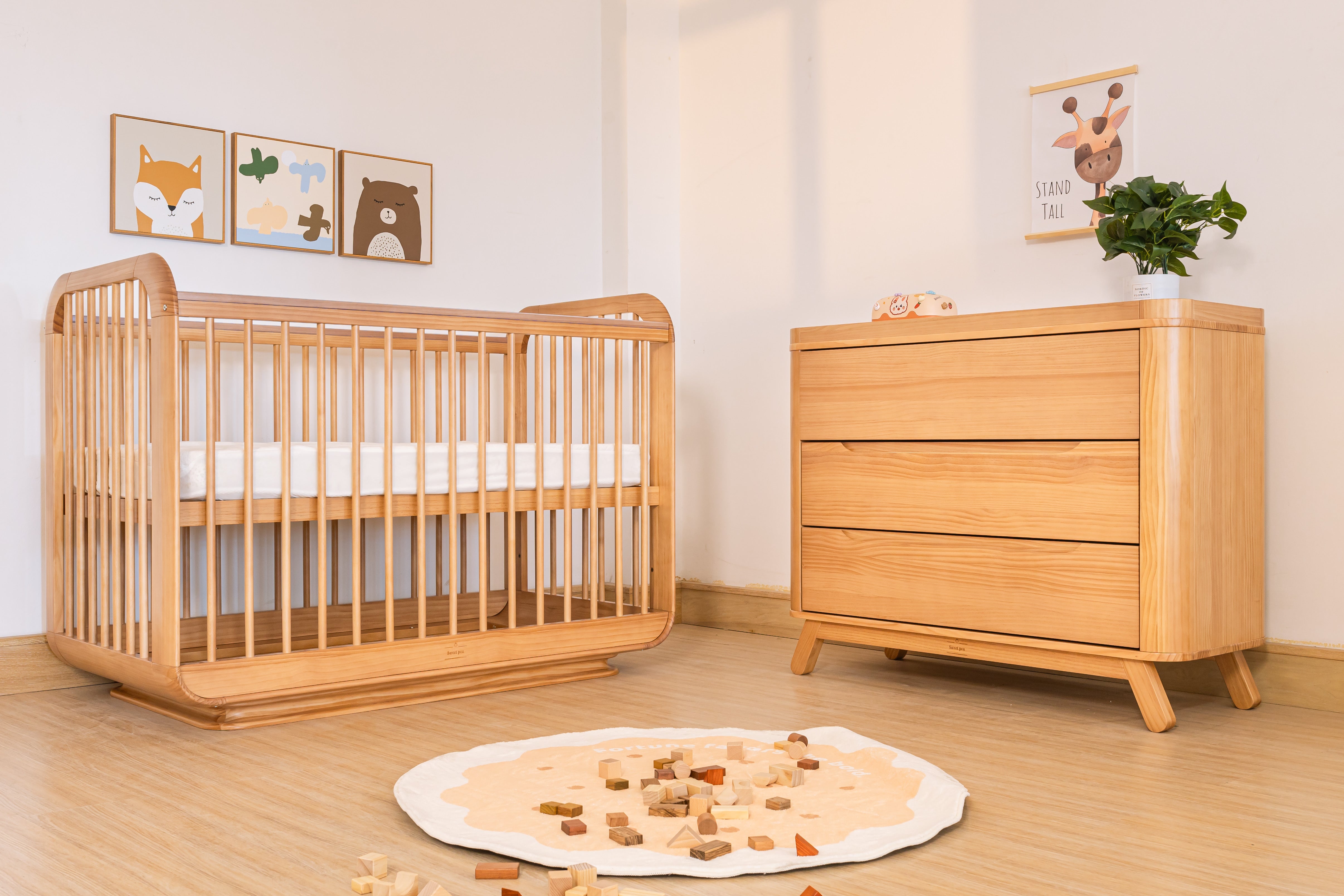 Sweet Pea Celine Cot & Luxury Mattress Package