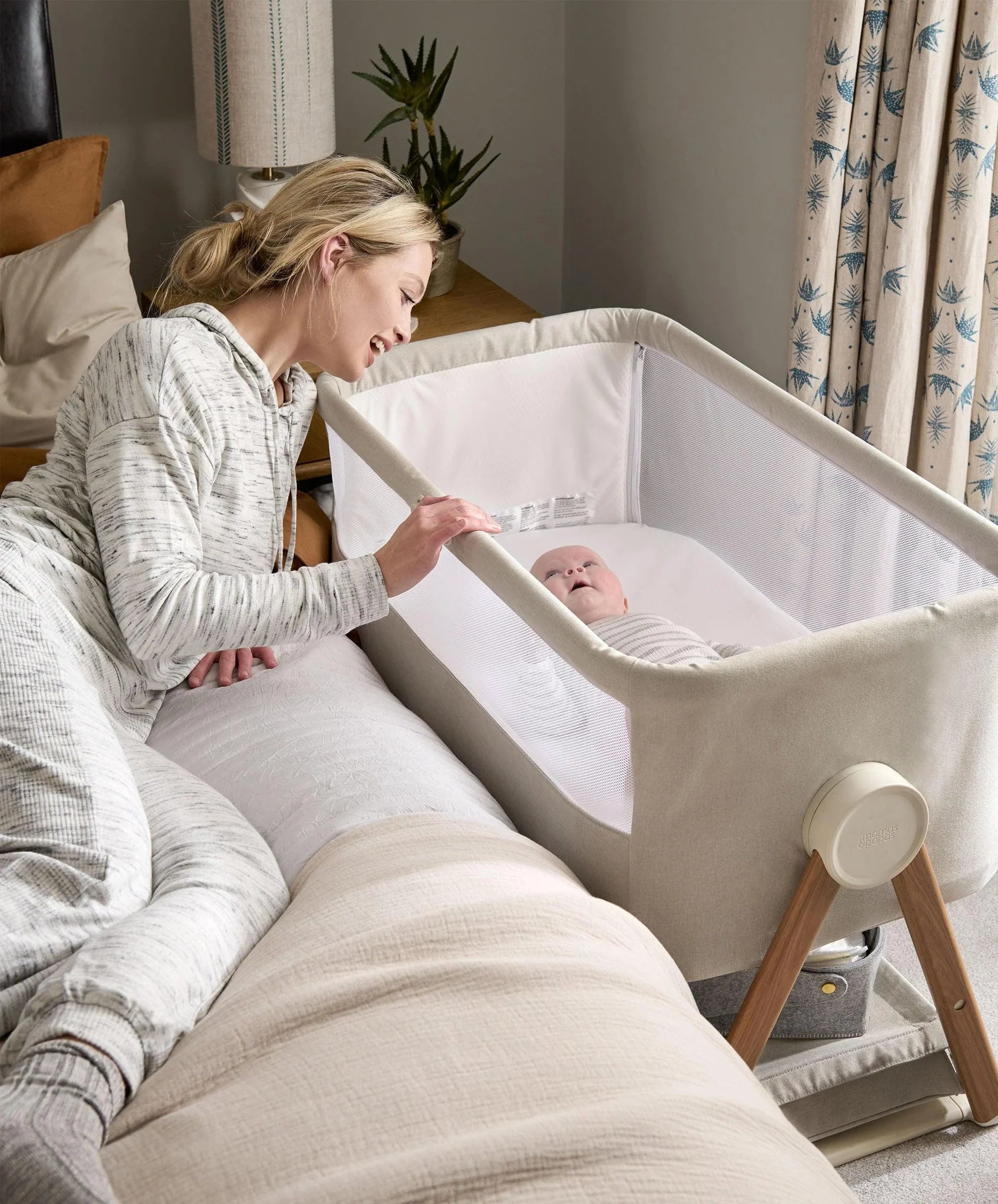 Mamas & Papas Lua Bedside Crib - Beige ( ETA end of SEP) - Tiny Tots Baby Store 