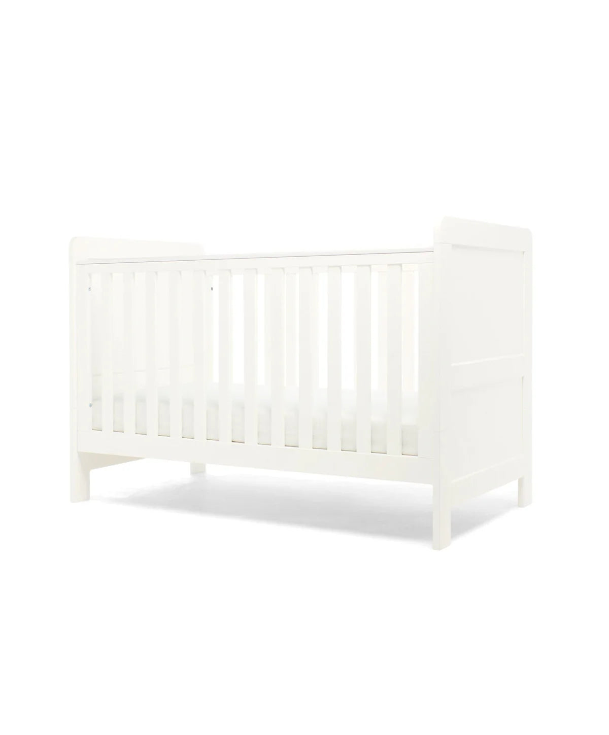 Hampden 5 Piece Set with Cotbed, Dresser Changer, Mattress, Fitted Sheets & Mattress Protector - White (ETA Mid Jan) - Tiny Tots Baby Store 