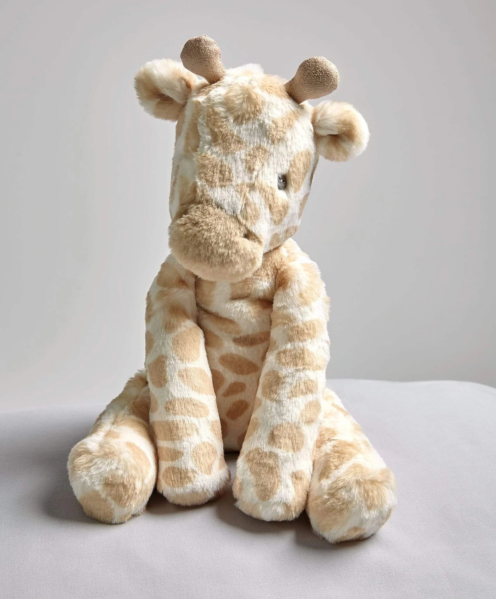 Mamas & Papas Welcome to the World Soft Toy - Geoffrey Giraffe - Tiny Tots Baby Store 