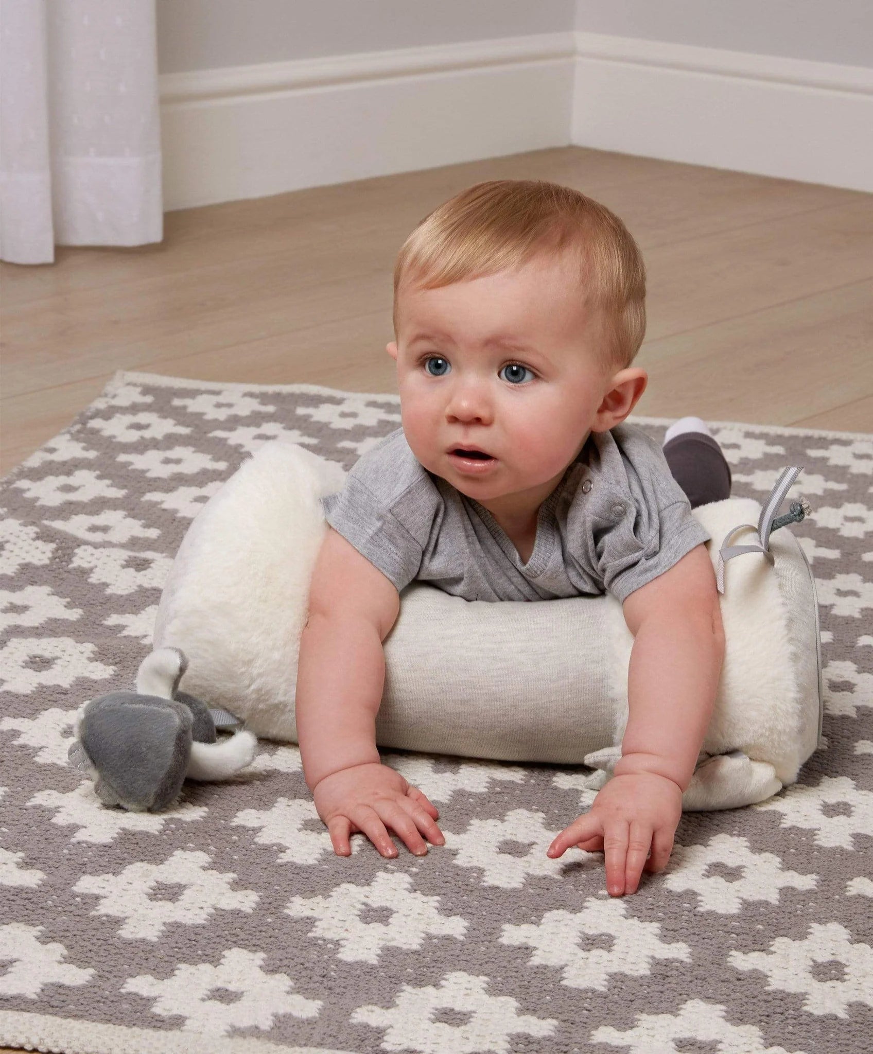 Mamas & Papas Tummy Time Roll Wish Upon A Cloud - Tiny Tots Baby Store 